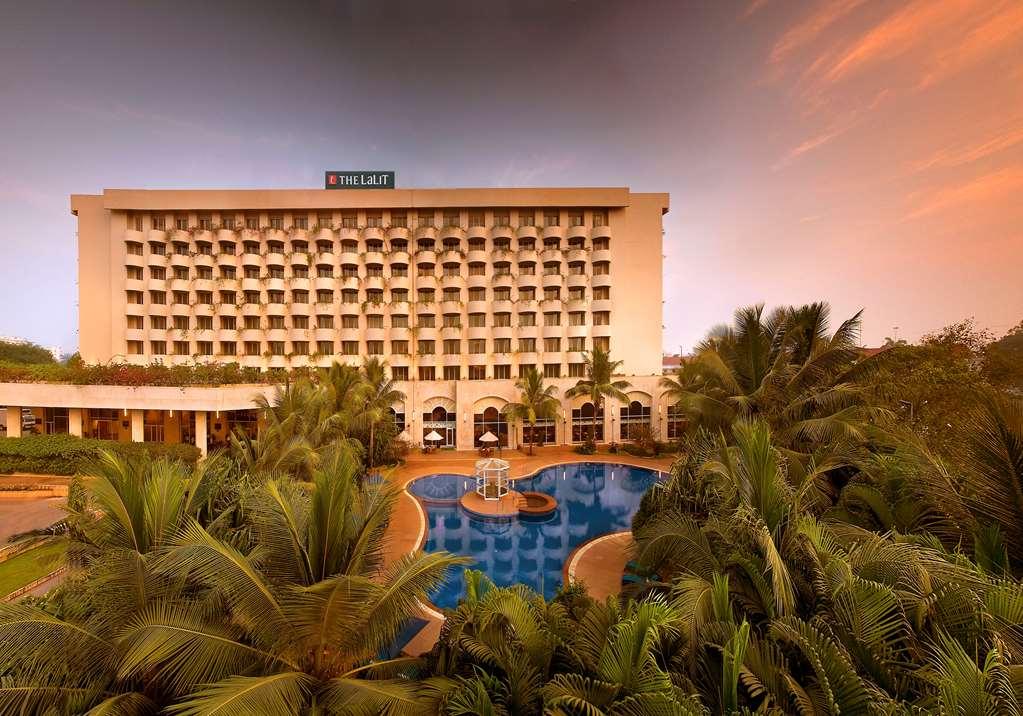 होटल The Lalit 5*