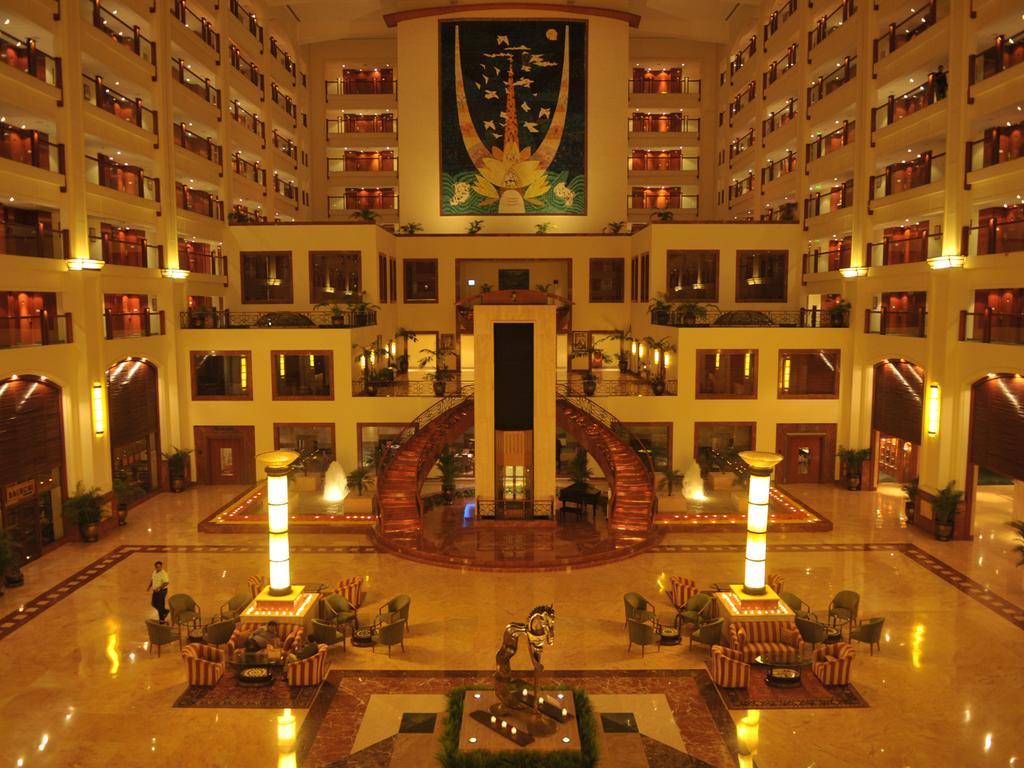 होटल The Lalit Mumbai